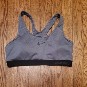 Nike Pro Sports Bra